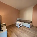 Apartman 4 *