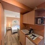 Apartman 4 *