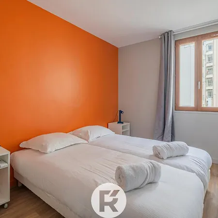 4 Appartement *