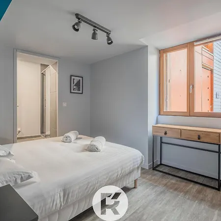 Appartement 4 *