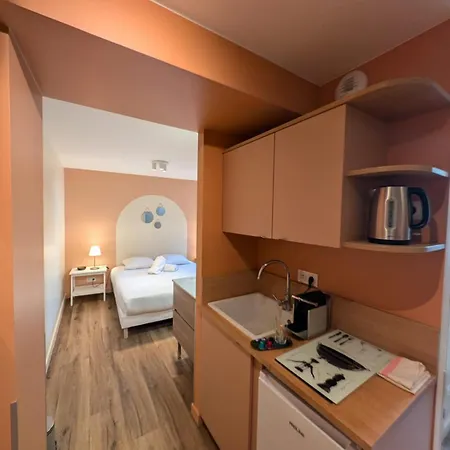 Appartement 4 *